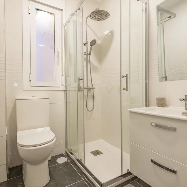 SE154 R2-Chamberí-Santa Engracia, 154-8990