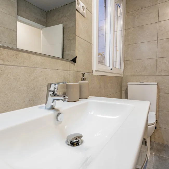 SE154 R5-Chamberí-Santa Engracia, 154-9045